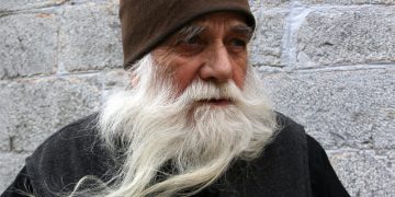 Doliu în lumea creștină. A murit Părintele Iulian de pe muntele Athos