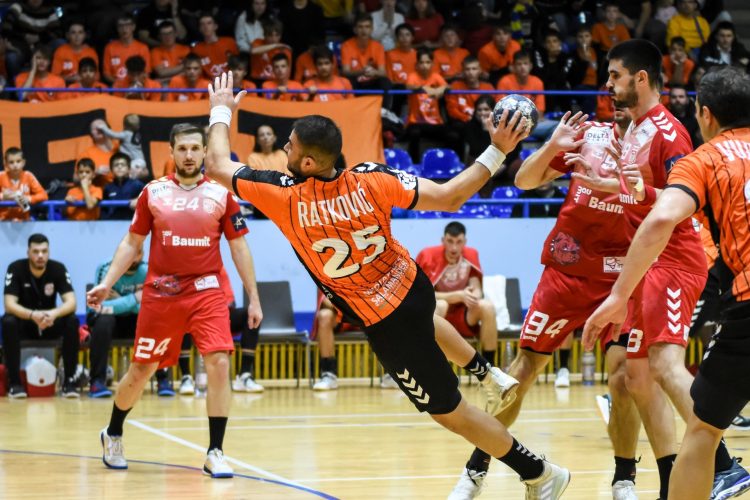 Liga Zimbrilor: Dinamo se impune clar. Minaur are cinci finale pentru podium