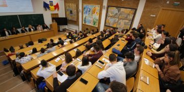 Ziua porților deschise pentru viitorii economiști la Centrul Universitar Nord Baia Mare