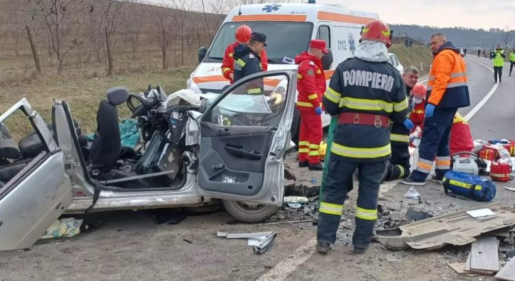 Accident soldat cu un mort și cinci răniți, dintre care unul este în stare critică