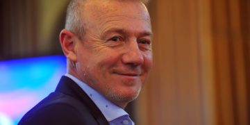 La mulți ani, Maricel Voinea, maestrul handbalului românesc!