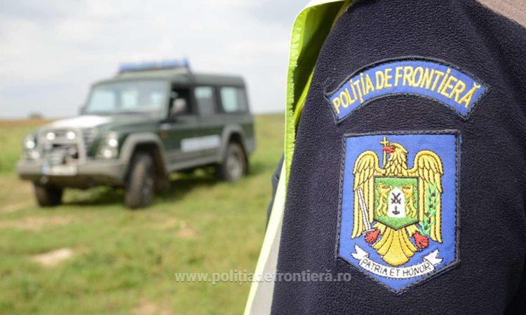 Depistat de polițiștii de frontieră maramureșeni în timp ce conducea, cu toate că dreptul i-a fost anulat