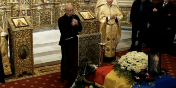 Moment tensionat la înmormântarea lui Mihai Șora. Acuzaţii lansate de Tom Şora. Ce spune soţia filosofului 