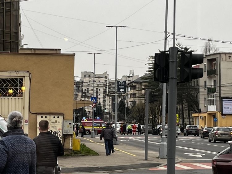 DE ULTIM MOMENT: Accident în Baia Mare. Trafic blocat pe strada Culturii