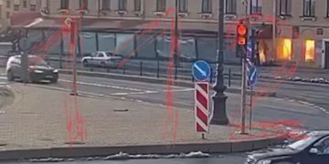 Explozie la o cafenea din Sankt Petersburg. Printre victime se află un blogger militar rus