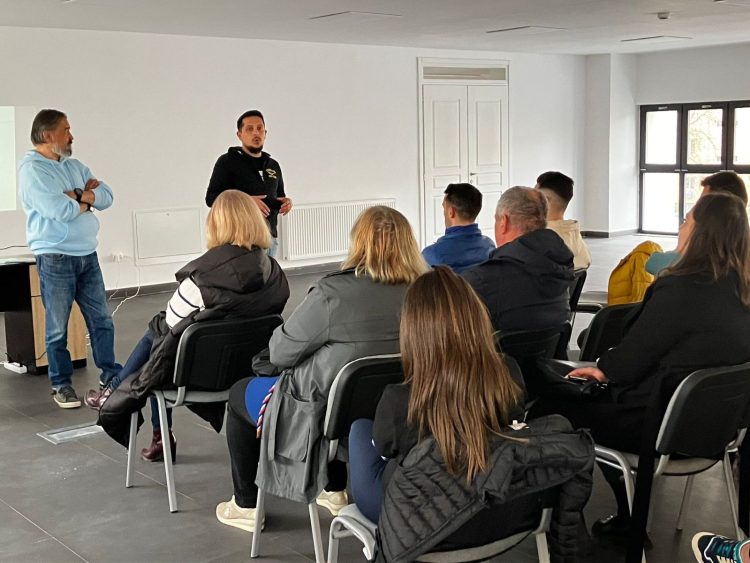 „Depășește-ți limitele”, seminar in cadrul unui proiect european pe antreprenorial social