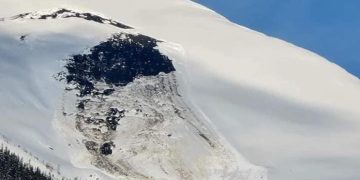 AVALANŞĂ DE MARI DIMENSIUNI ÎN MUNŢII RODNEI