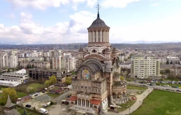 Programul liturgic în Săptămâna Patimilor și de Praznicul Învierii Domnului la Catedrala Episcopală din Baia Mare