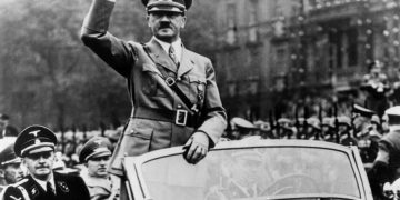 30 aprilie, ziua în care Adolf Hitler și soția sa se sinucid