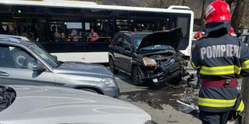 Accident grav în zona Centrului Vechi din Baia Mare. Trafic BLOCAT pe Strada Victoriei. VIDEO