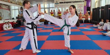 Copiii şi tinerii din Baia Mare sunt invitaţi la sport. Se fac înscrieri la taekwon-do ITF