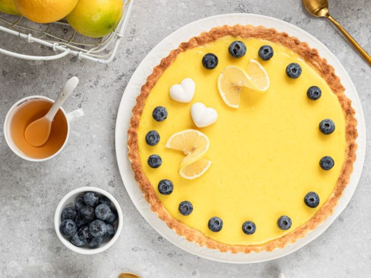 Rețeta de Tartă cu lămâie și afine, tradițională franțuzească