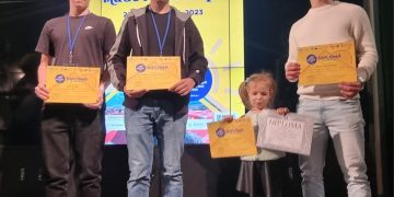 Elevi din Baia Mare, Sighetu Marmaţiei şi Cavnic la Concursul „Made for Europe”