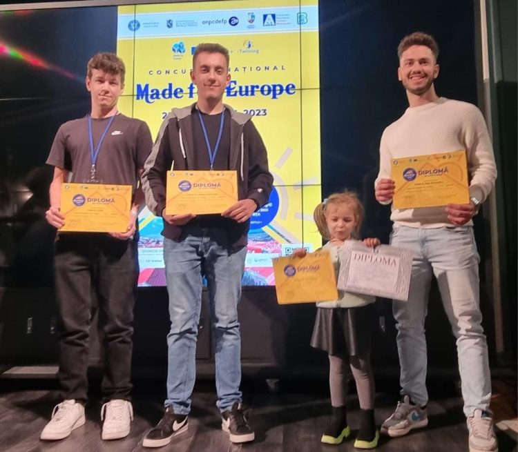 Elevi din Baia Mare, Sighetu Marmaţiei şi Cavnic la Concursul „Made for Europe”