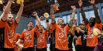 𝗩𝘂𝗹𝗰𝗮𝗻𝘂𝗹 𝗱𝗶𝗻 𝗦𝗮𝗹𝗮 𝗣𝗼𝗹𝗶𝘃𝗮𝗹𝗲𝗻𝘁𝗮̆ „𝗟𝗮𝘀𝗰𝗮̆𝗿 𝗣𝗮𝗻𝗮̆” 𝘀𝘁𝗮̆ 𝘀𝗮̆ 𝗲𝗿𝘂𝗽𝗮̆!