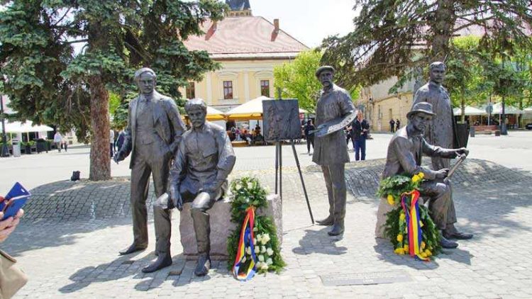 Doamne, ocrotește-i pe români că nimeni nu are grijă de ei!