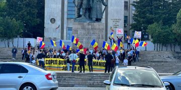 George Simion: „Nu ne vindem țara”