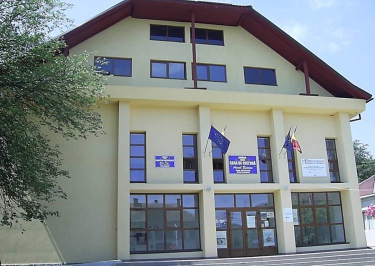 „Dor de satul de-altădată”, festival regional de poezie, teatru și tradiții la Șomcuta Mare