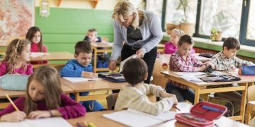 Calendarul înscrierii în învățământul primar 2023-2024 se modifică. Anunţul Ministerului Educației