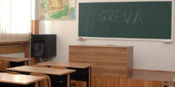 Greva generală, ziua 4. Sindicaliştii se gândesc dacă acceptă oferta cardurilor de 2.500 de lei