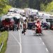 Nenorocire pe o autostradă din Slovacia. Un mort, 59 de răniţi, implicat un TIR românesc