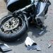 Un tânăr din Sălsig a ajuns la spital după ce motocicleta pe care o conducea s-a izbit de un tractor
