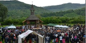 Sfânta Liturghie Arhierească din cadrul pelerinajului la Cimitirul Săracilor din Sighet, transmisă în direct la Maria Tv