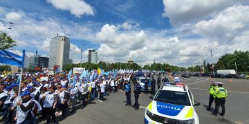 Profesorii ameninţă cu proteste în stradă, în paralel cu greva generală