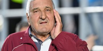 La mulţi ani, Rică Răducanu! Legenda Rapidului împlineşte 77 de ani