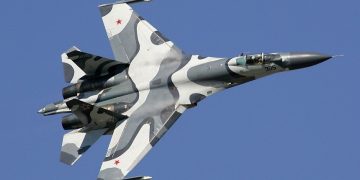 Ministerul Apărării anunţă că o aeronavă a Poliţiei de Frontieră din Polonia a fost interceptată deasupra Mării Negre, la 60 de km de spaţiul aerian al României