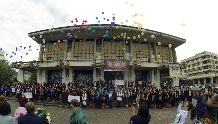 Baia Mare, oraș studențesc: Luni are loc Cursul festiv și MARȘUL absolvenților!