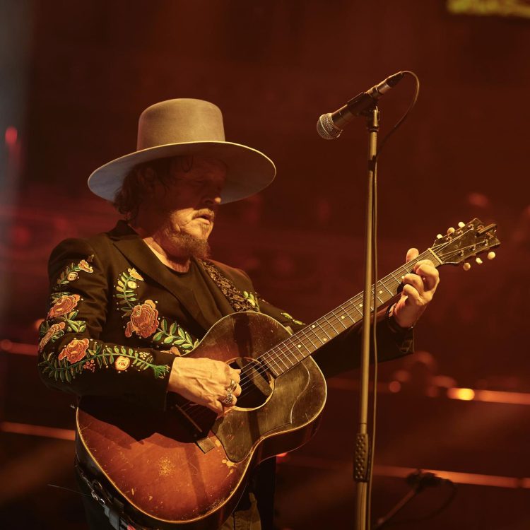 Concertele pe care Zucchero urma să le susţină în iunie la Cluj şi Bucureşti, amânate pentru aprilie 2024