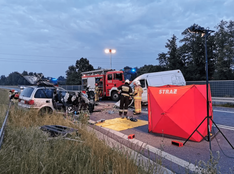 Accident tragic în Polonia: Trei români și-au pierdut viața în urma unei coliziuni