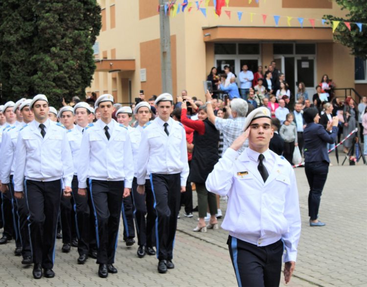 Călin Hartzos, originar din Maramureș, a primit cel mai înalt grad pentru elevii din Colegiul Militar