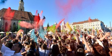 Peste 8000 de maramureșeni studiază în Cluj Napoca. Care sunt motivele pentru care tinerii aleg să studieze Silicon Valley de România