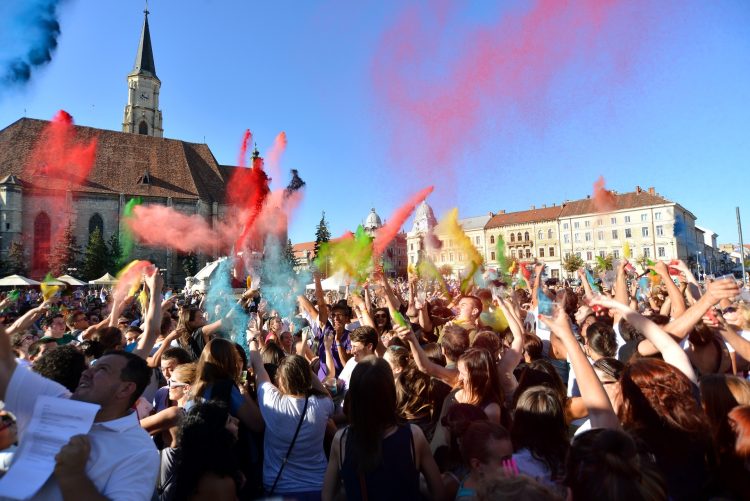 Peste 8000 de maramureșeni studiază în Cluj Napoca. Care sunt motivele pentru care tinerii aleg să studieze Silicon Valley de România