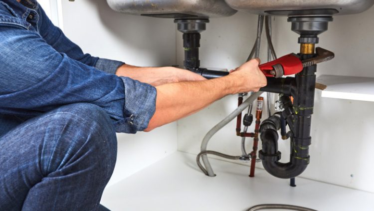 Curs gratuit de instalator organizat de AJOFM Maramureş