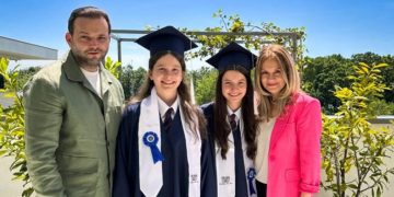 Gemenele lui Mihai Morar au terminat clasa a VIII-a