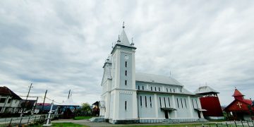 Hramul Parohiei Ortodoxe Române Săcălășeni, sărbătorit duminică