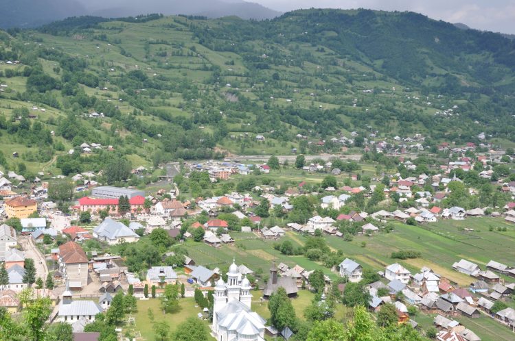 Cadastru finalizat la Poienile de Sub Munte. Proprietarii celor peste 14.000 de imobile vor primi noile cărți funciare