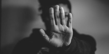 Actul sexual cu un minor sub 16 ani va fi considerat viol. Care sunt noile modificări ale legii