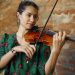 Concert de muzică klezmer, susţinut de violonista Zoë Aqua, în Baia Mare