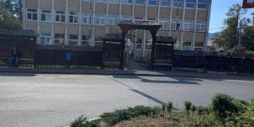 Administrația locală din Târgu Lăpuș, mutată temporar
