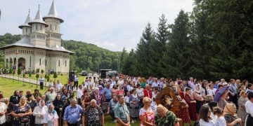 A fost sărbătoare mare la Mănăstirea „Sfântul Proroc Ilie” Dealu Mare