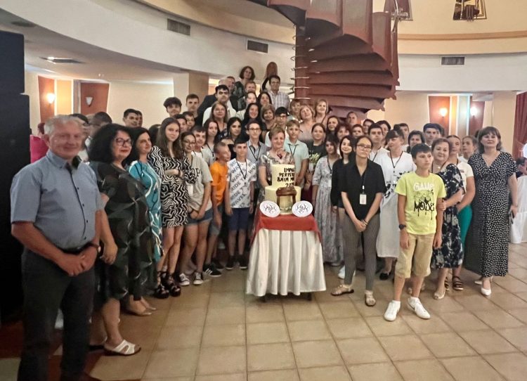 Elevi din 29 de judeţe au participat la Concursul național de fizică și chimie „Impuls Perpetuum” desfăşurat în Baia Mare