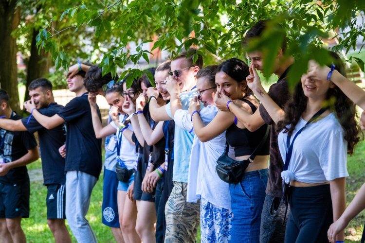 Elevii, invitaţi la Law School Summer Camp, şcoala de vară, la Universitatea Babeş-Bolyai din Cluj-Napoca