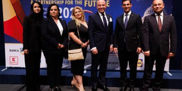 Cucoana de la Washington: Vizita peste ocean pe banii statului
