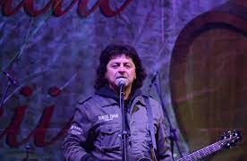 Compact vine la cea de-a doua ediție a „Trecui Dealul la Băiuț”