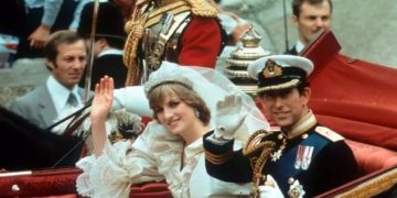 42 de ani de la nunta Prințesei Diana cu Charles. Cea mai nefericită zi din viața ei
