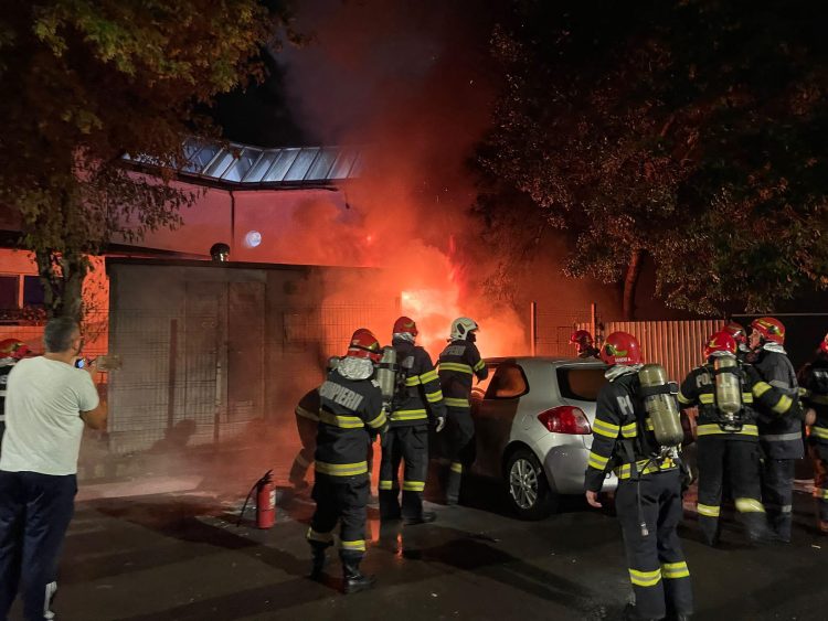 Incendiu puternic la un spital de copii, după ce un transformator a explodat. 110 de micuţi au fost evacuaţi